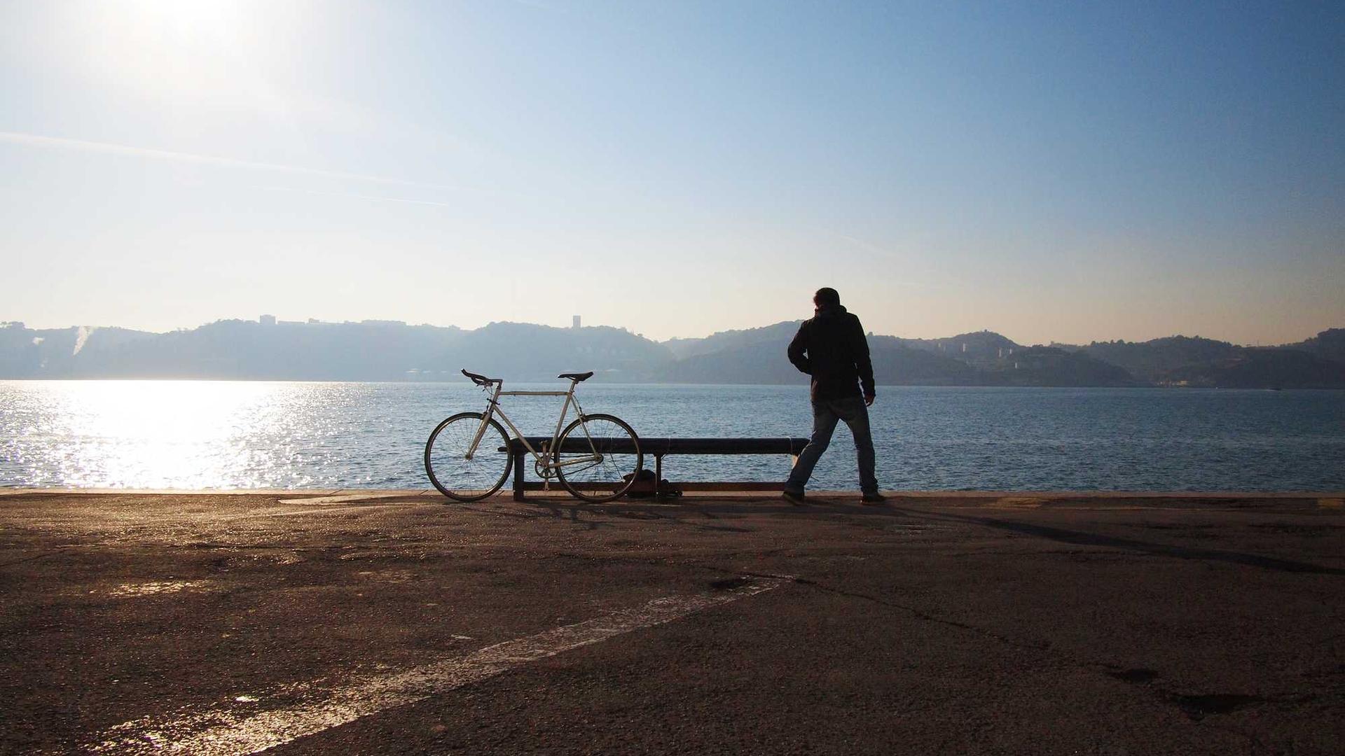 30岁谈了26岁的女朋友,两年后她在跟另一个人谈婚论嫁